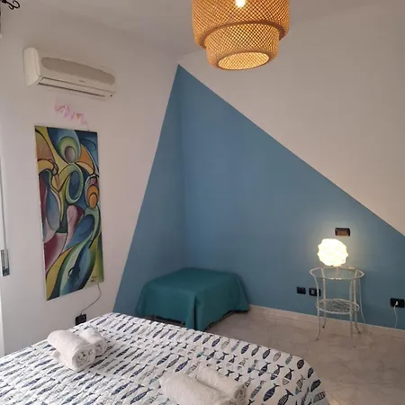 In The History 4m Bed & Breakfast Naples